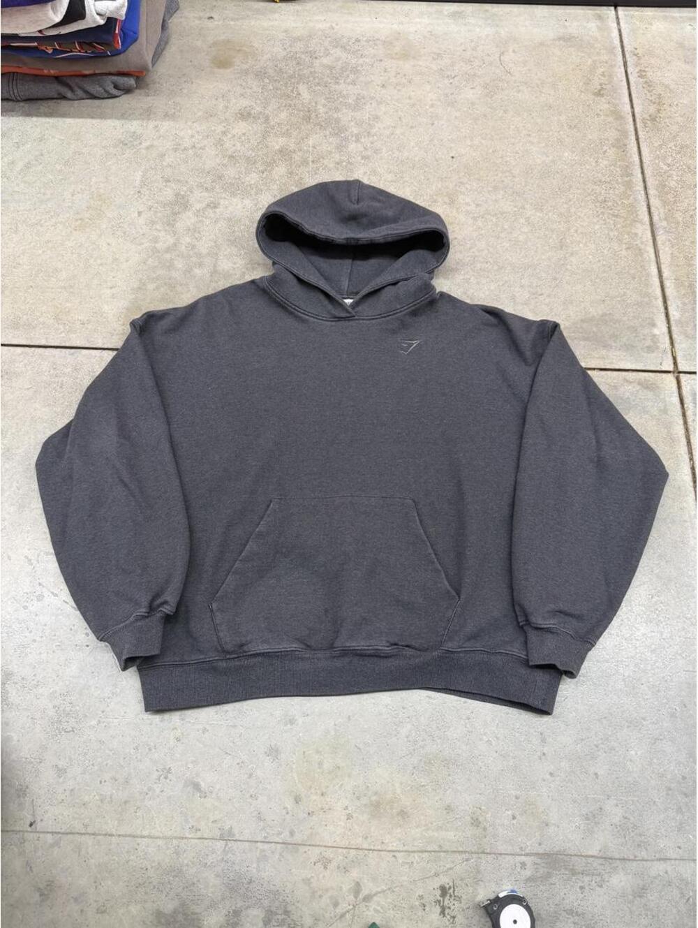 gymshark dark grey heavyweight small logo blank hoodie size large